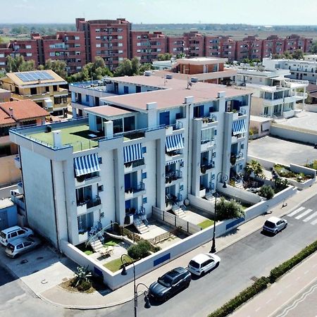Alba Suite-Rome Airport Fco-Fronte Mare ฟิวมิชีโน ภายนอก รูปภาพ
